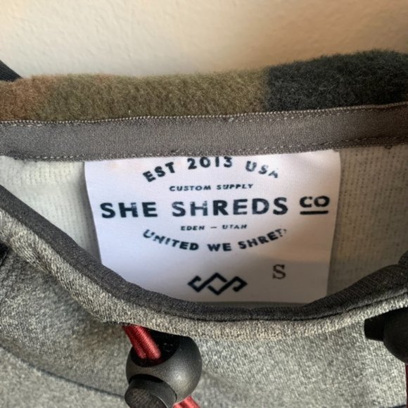 She Shreds Co Black & Gray Crown Logo Tech Hoodie - Picture 5 of 9